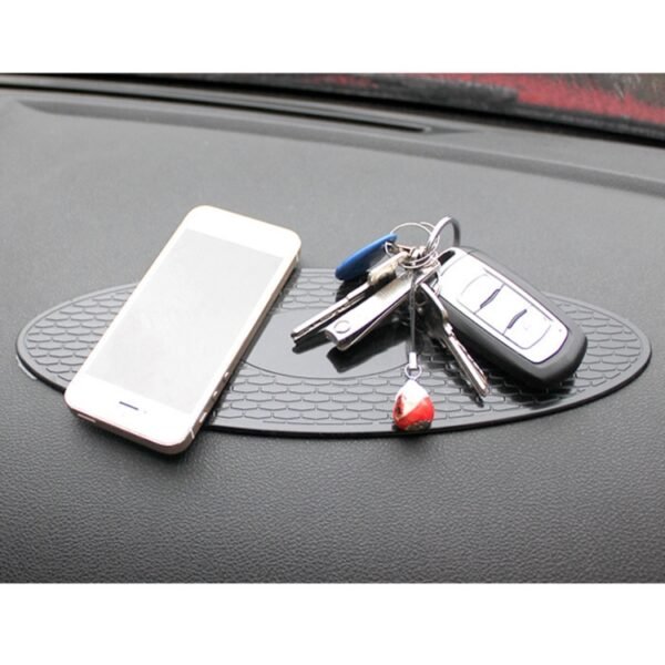 Car Auto Oval Soft Rubber Dashboard Anti-slip Pad Mat for Phone / GPS/ MP4/ MP3, Size: 30*9.5cm - Image 5