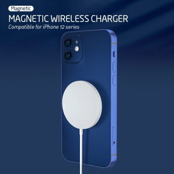 XJ-31 2 in 1 15W Magnetic Wireless Charger + PD 20W USB-C / Type-C Travel Charger Set for iPhone 12 Series, EU Plug, US Plug, UK Plug - Image 2