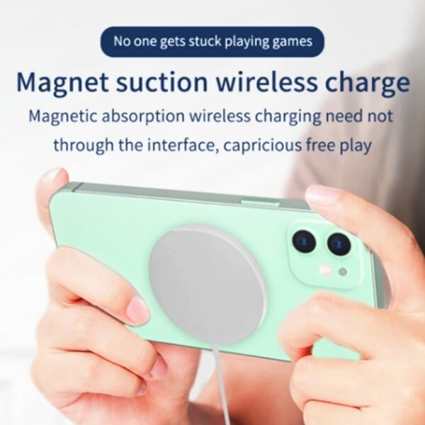 XJ-31 2 in 1 15W Magnetic Wireless Charger + PD 20W USB-C / Type-C Travel Charger Set for iPhone 12 Series, EU Plug, US Plug, UK Plug - Image 5