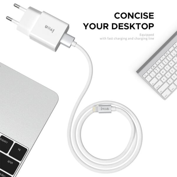 IVON AD-35 2 in 1 18W QC3.0 USB Port Travel Charger + 1m USB to 8 Pin Data Cable Set,, EU Plug, US Plug - Image 3