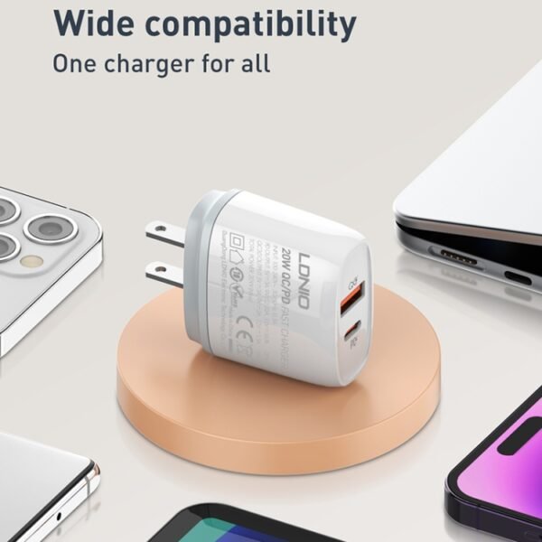 LDNIO Q229 QC3.0 / PD20W USB + Type-C Fast Charger with 1m USB to 8 Pin Cable, EU Plug, UK Plug, US Plug - Image 11