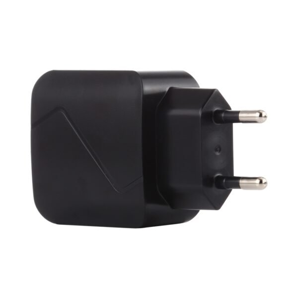 LZ-819A+C QC3.0 USB + PD 18W USB-C / Type-C Interfaces Travel Charg... - Image 4