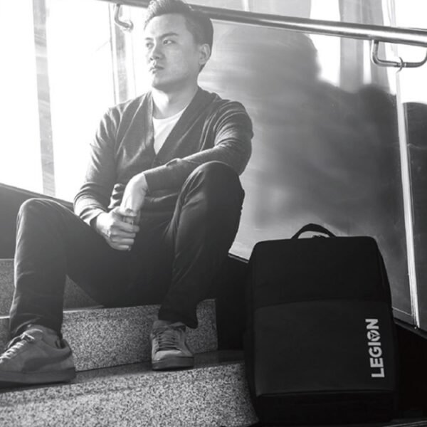 Lenovo LEGION P1 Multi-function Backpack Shoulders Bag for 15.6 inc... - Image 9
